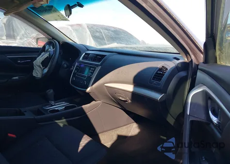 2017 Nissan Altima 2.5 S z USA, uszkodzony, nr VIN 1N4AL3AP5HN365576